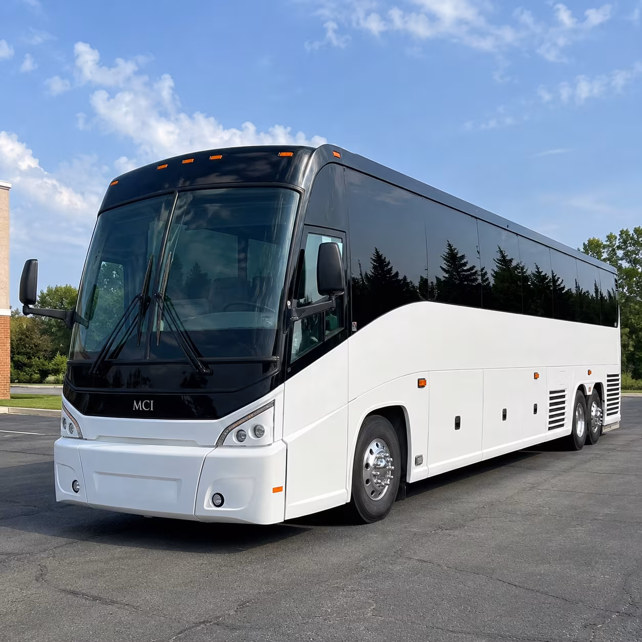 it s easy to get a bus to walton arts center and bud walton arena