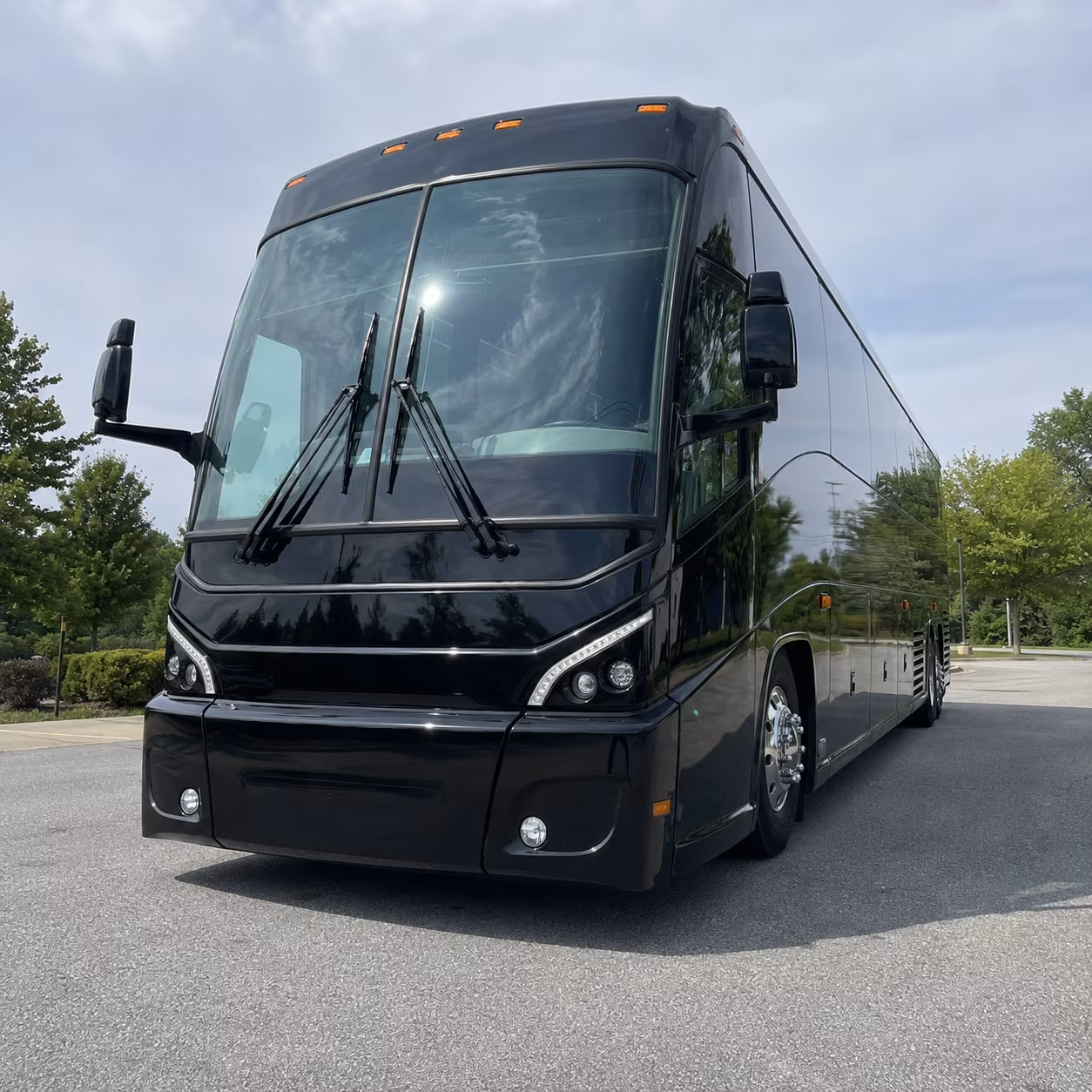 whatever your group needs find a bus to dallas memphis or kansas city